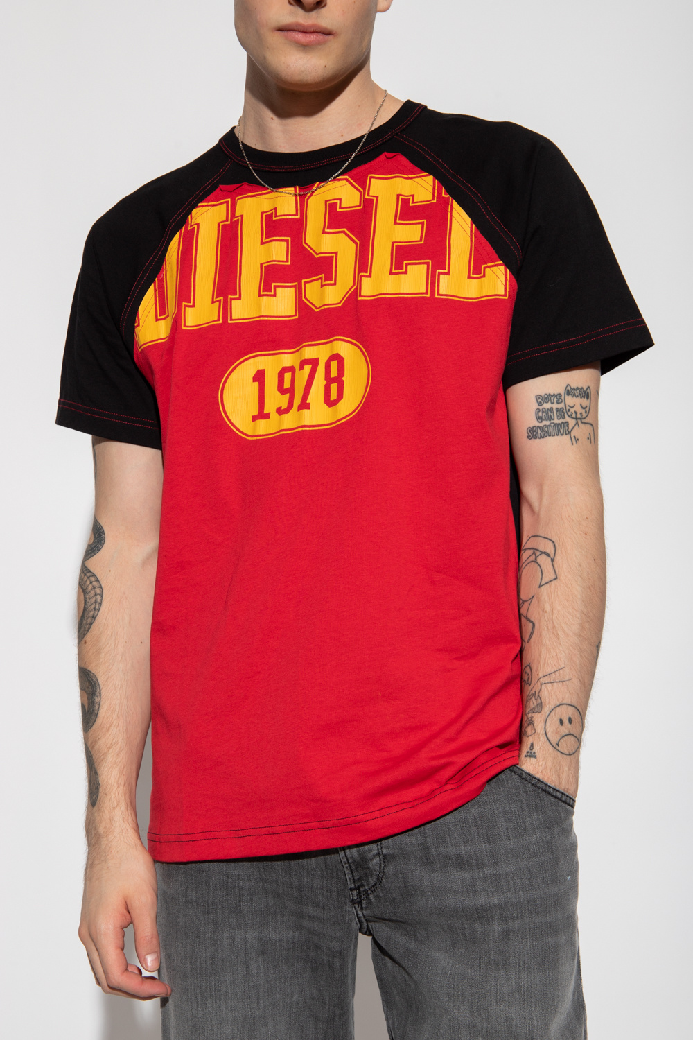 【送料&関税込】Diesel Red Cotton T-shirt DIESEL T Shirt Men's L Red T Diego B6 Tee for sale online | eBay